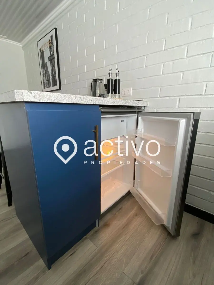 Imagen 2 de 14 de Venta Departamento Remodelado Y Amoblado