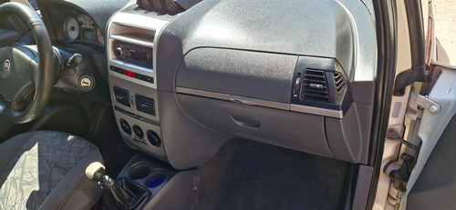 Fiat Idea 1.8 Adventure Locker Flex 5p