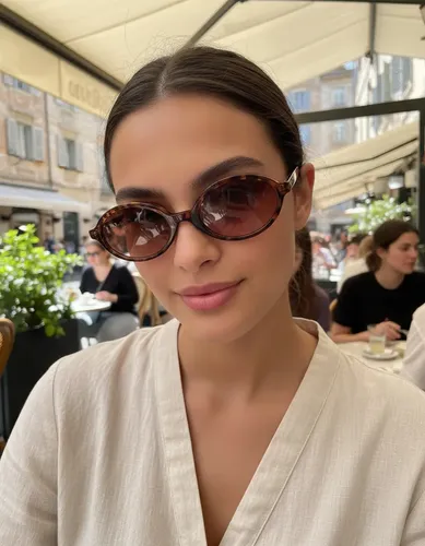 Óculos De Sol Feminino Oval Blogueira Retro Vintage Y2k Moda