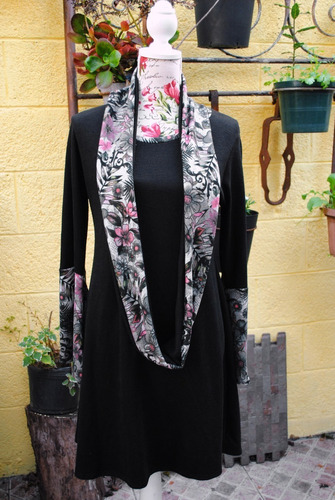 Vestido Con Cuello En Lanilla Negro Con Estampado Ropark