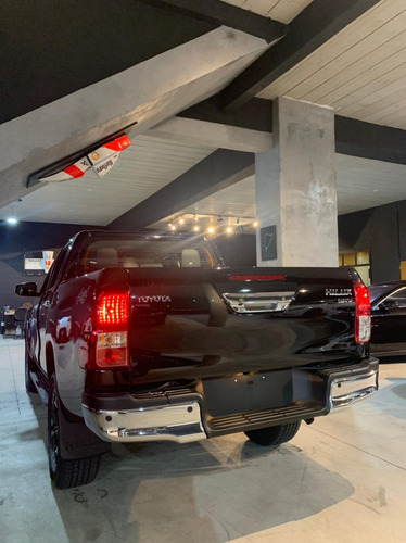 Hilux 2.7 Srv Cd 4x4 Flex 2021 0km - São Paulo Motorsport