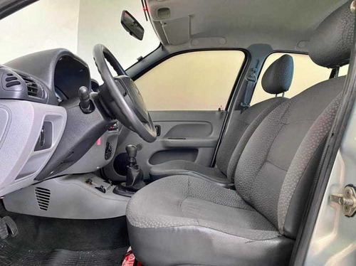 Imagem 6 de 12 de Renault Clio Sedan Authentique 1.6 16v