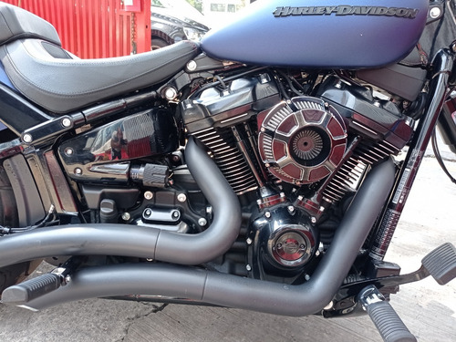 Imagen 12 de 15 de Harley Davidson Breakout 2018