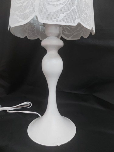 Imagen 5 de 10 de Lámpara De Buro Mesa Blanca Con Flores Le551