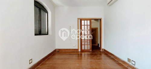 Apartamento De Frente Para A Floresta Da Tijuca - Com Terraço - Valorização Garantida.