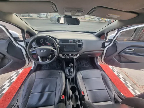 Kia Rio UB EX 1.4 AT