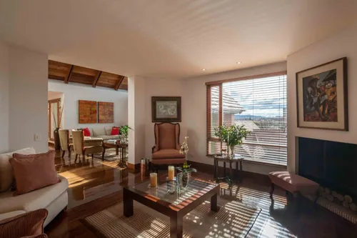 Casa En Arriendo/venta En Sierras Del Moral. Cod V7515