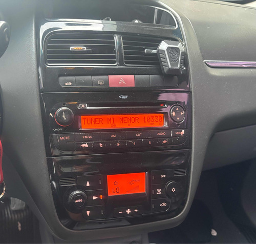 Fiat Linea 1.9 16v Absolute Flex Dualogic 4p