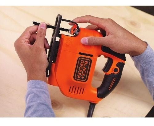 Sierra Caladora Black & Decker 