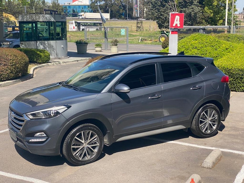 Imagen 10 de 15 de Hyundai Tucson 2.0 4x4 Premium At L16 2017