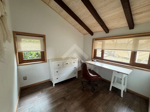 Casa Amoblada En Arriendo De 2 Dorm. En El Arrayan