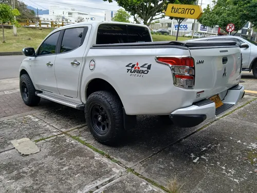 Mitsubishi L200 2.5l
