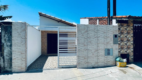 Imagem 15 de 16 de Casa Com Espaço Para Piscina, No Bairro Savoy, Em Itanhaém