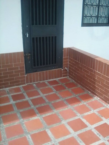Imagen 5 de 24 de Vendo Casa 315m2 4h/4b/4p Campo Claro 3498