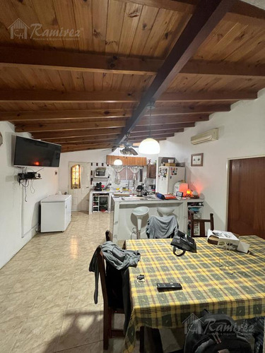 Casa 3 Ambientes En Venta - La Reja, Moreno