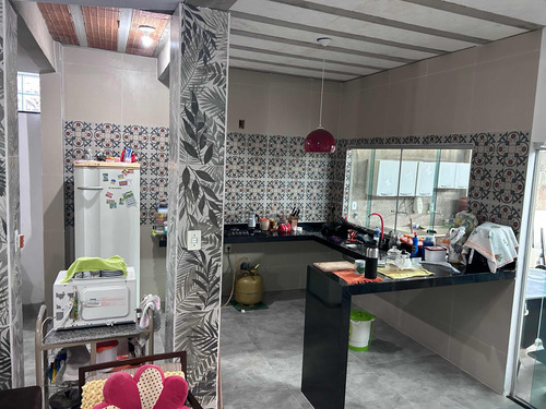 Casa 02quartos ,01 Com Suíte, Sala, Copa , Cozinha, Banheiro