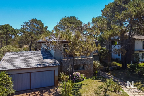 Alquila Casa De 4 Dormitorios En Jose Ignacio