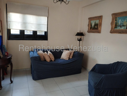 César Bullones Vende Estupenda Casa En Los Rastrojos, Cabudare, Lara 25-16808