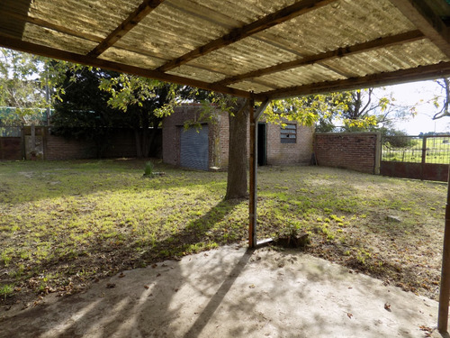 Casa Quinta, De 4 Hectareas Con 2 Viviendas Con Cochera, Deposito, Parque Y Parrilla