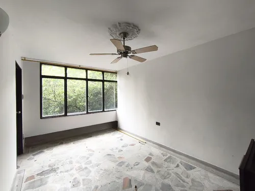 Apartamento En Venta En La Playa. Cod V30822