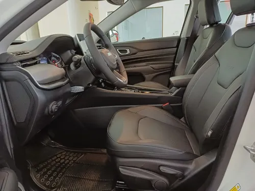 Jeep Compass LONGITUD 1.3