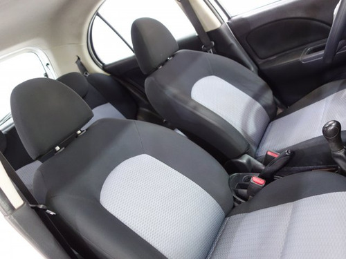 Nissan March March 1.0 S 16V FLEX 4P MANUAL