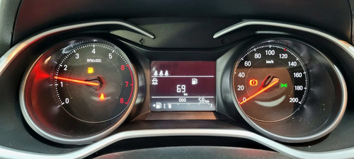 Chevrolet Onix PLUS 1.0T LT MT