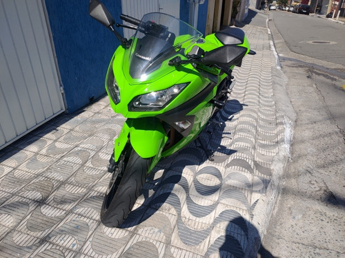 Imagem 2 de 8 de Kawasaki Ninja 300