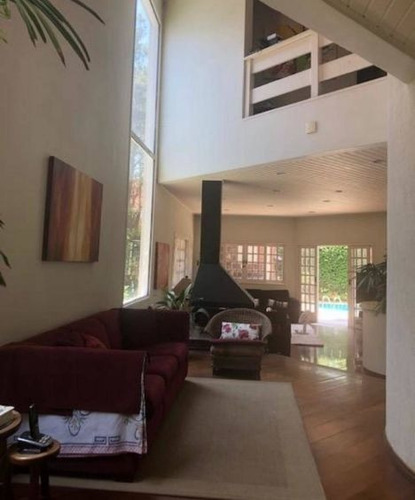 Casa À Venda Em Alphaville 3 | 360 M² | 4 Dormitórios | 2 Suítes | Piscina | Área Gourmet - Cncl1049