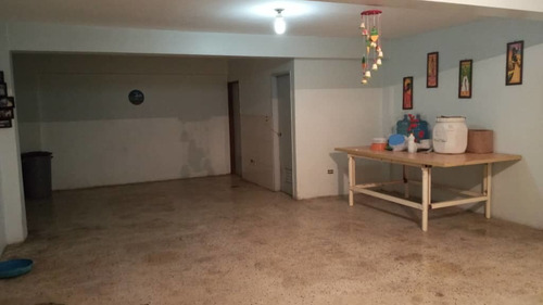 Imagen 8 de 14 de Casa + 2 Locales Comerciales Punta Brava Los Teques