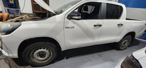 Toyota Hilux Pick-Up 2.4 Cd Dx 150cv 4x4