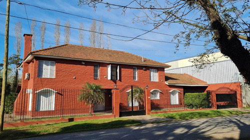 Imagen 2 de 30 de Venta Casa Quinta C/ Piscina Terreno 1126 M Moreno