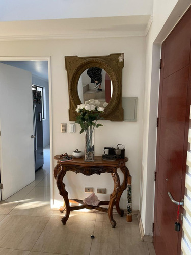 Se Vende Casa Con Excelente Ubicación 3d, 3b, Jardín Formado