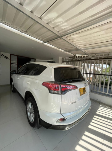 Toyota Rav4 2017 2.0 Street