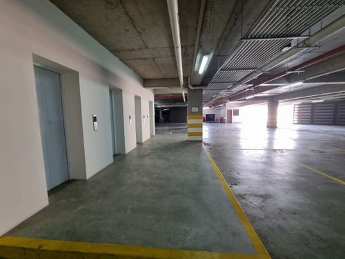 Local Renta Campanario Sec Miradores Titanium
