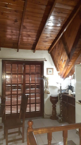 Imagen 9 de 13 de Chalet Ph En Venta En Castelar Norte