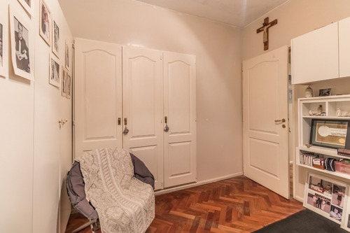 Venta 4 Ambientes Con Dependencia En Palermo