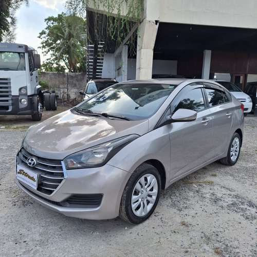 Hyundai HB20S 1.0 Comfort Plus Flex 4p