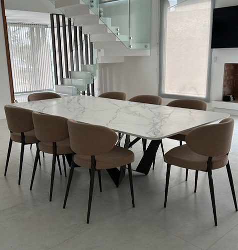 Mesa De Comedor 1. 80 X 90 Neolith Calacatta Poliuretano Fca Blanco Negro