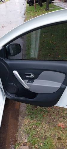 Renault Logan 1.6 Privilege Plus 105cv