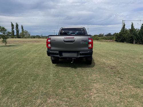 Toyota Hilux Pick-Up 2.8 Cd Srx 204Cv 4X4 At