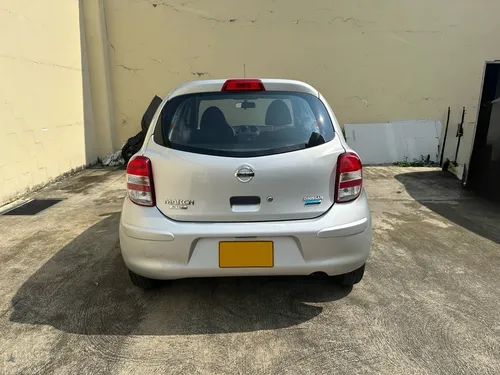 Nissan March 1.6 Sense