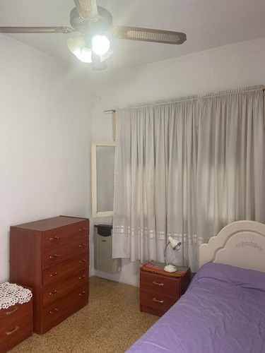 Imagen 5 de 11 de Casa En Venta De 2 Dormitorios C/ Cochera En Quilmes