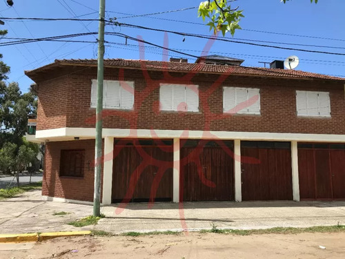 Duplex A Garrafa Con Garage A 3 Cuadras Del Mar