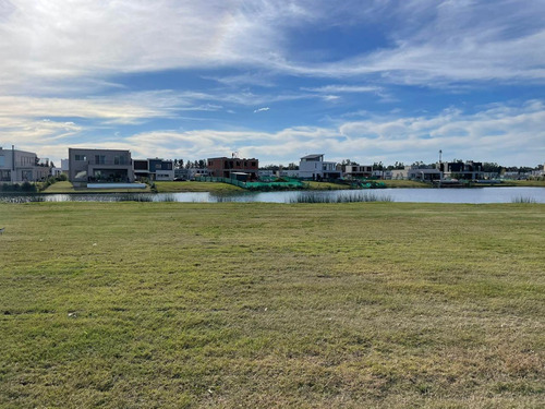 Terreno En Venta En Barrio Santa Ana, Villanueva, Tigre
