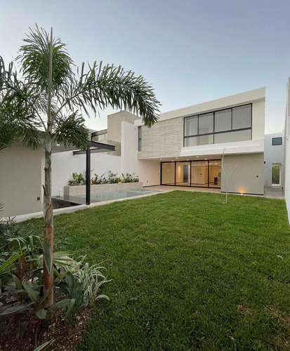 Casa En Venta Merida, Temozon Norte, Modelo Arenna, Entrega Inmediata