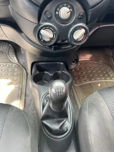 Nissan March 1.6 Miio
