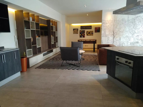 Un Dormitorio , Avda Irarrazabal/ Marchant Pereira