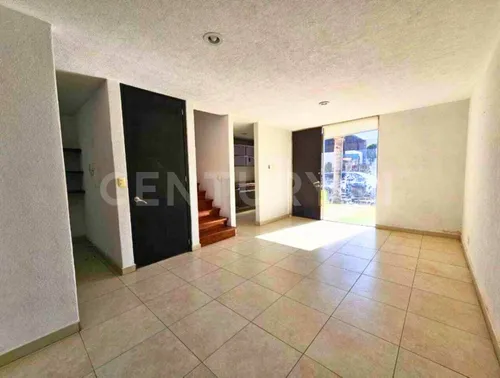 Casa En Venta En Fracc. Caltiare Maralai, San Joaquin, Cuautlancingo, Puebla.