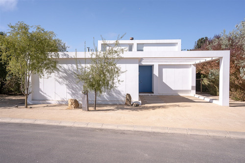 Casa En Venta De 5 Dorm. En Marbella